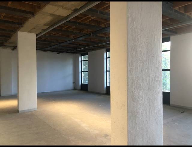 157M² OFFICE TO LET IN CRAIGHALL